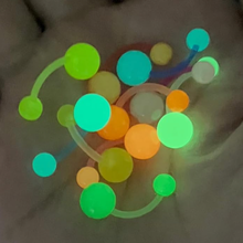 Cargar imagen en el visor de la galería, Aqua Glow in the Dark Ombligo
