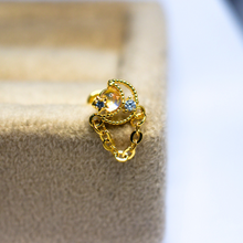 Cargar imagen en el visor de la galería, Moon Dangle Flat Barbell
