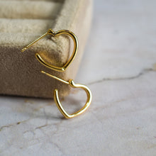 Cargar imagen en el visor de la galería, Heart Half Hoop Minis
